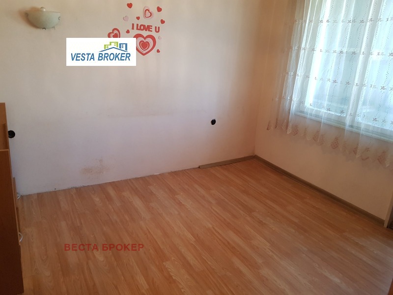 Продава  2-стаен град Кърджали , Център , 76 кв.м | 48901255 - изображение [2]