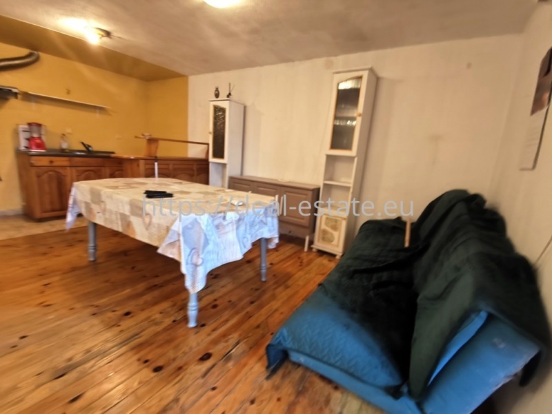 Продава 3-СТАЕН, гр. Благоевград, Широк център, снимка 3 - Апартаменти - 52708192