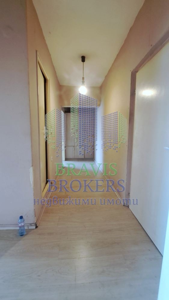 Продава 3-СТАЕН, гр. Варна, Лятно кино Тракия, снимка 2 - Апартаменти - 55687455