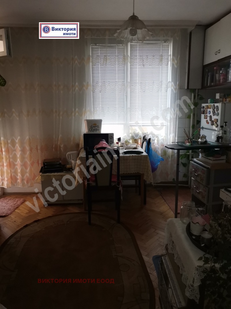 Продава  4-стаен град Велико Търново , Колю Фичето , 90 кв.м | 73226142 - изображение [11]