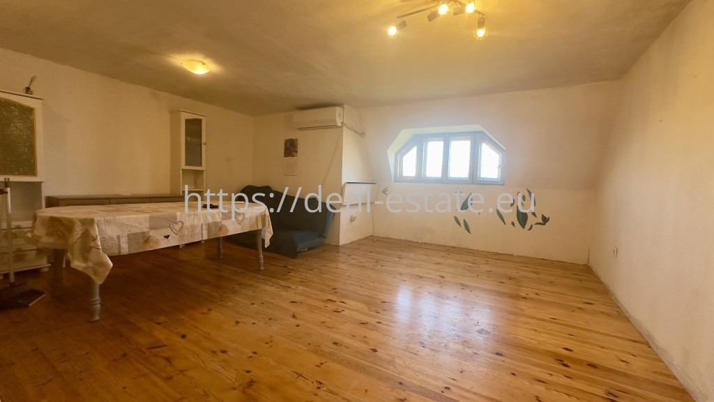 Продава 3-СТАЕН, гр. Благоевград, Широк център, снимка 2 - Апартаменти - 52708192