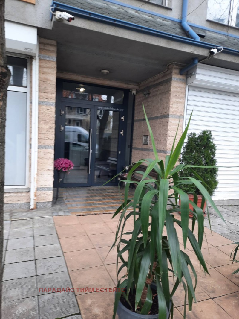 Продава 2-СТАЕН в град София, Витоша - 50 кв.м / 155 000 € » 303 153.65 лв., ПАРАДАЙС ТИЙМ ЕСТЕЙТС