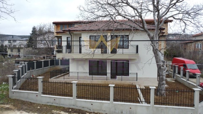 Продава КЪЩА в град Варна, м-т Горна Трака - 150 кв.м / 384 000 € » 751 038.72 лв., ИМОТИ ПРЕМИЕР