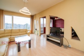 ����� ������� 3-�����,���� �����, ����� 8