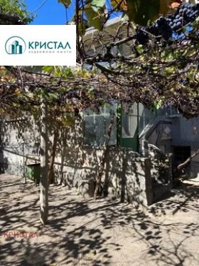 Продава КЪЩА, с. Маноле, област Пловдив, снимка 1 - Къщи - 45271688