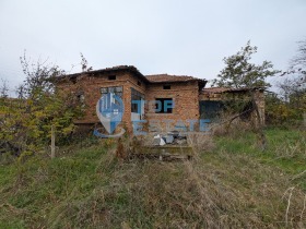 Hus Strahilovo, region Veliko Tarnovo
