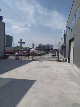 Almacenamiento Industrialna zona - Sever, Plovdiv 4