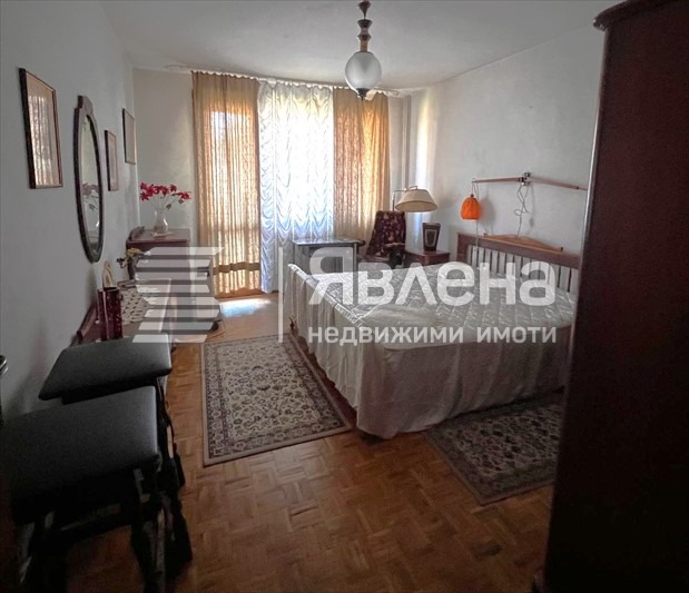 Продава 4-СТАЕН, гр. София, Гоце Делчев, снимка 3 - Апартаменти - 52743512