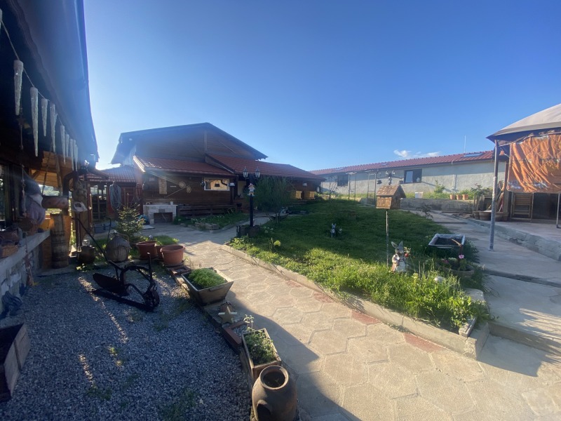 Zu verkaufen  Haus region Sofia , Godetsch , 4448 qm | 15816078 - Bild [7]