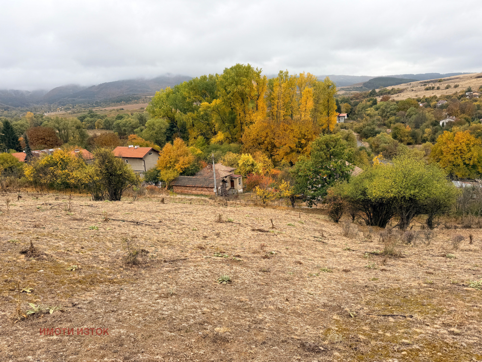 Продава ПАРЦЕЛ, с. Горна Диканя, област Перник