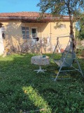 Продава КЪЩА, област Велико Търново, гр. Елена • 90000 € / 176024.70 лв. • 96539011 7
