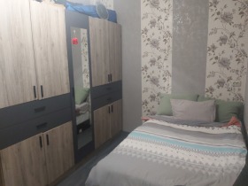 3-стаен град София, Сухата река 10