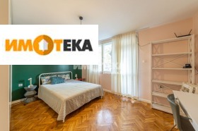 3+ camere da letto Tsentar, Varna 4