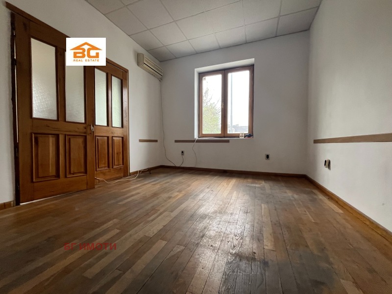 À vendre  Bureau Varna , Kolhozen pazar , 59 m² | 21947994 - image [2]