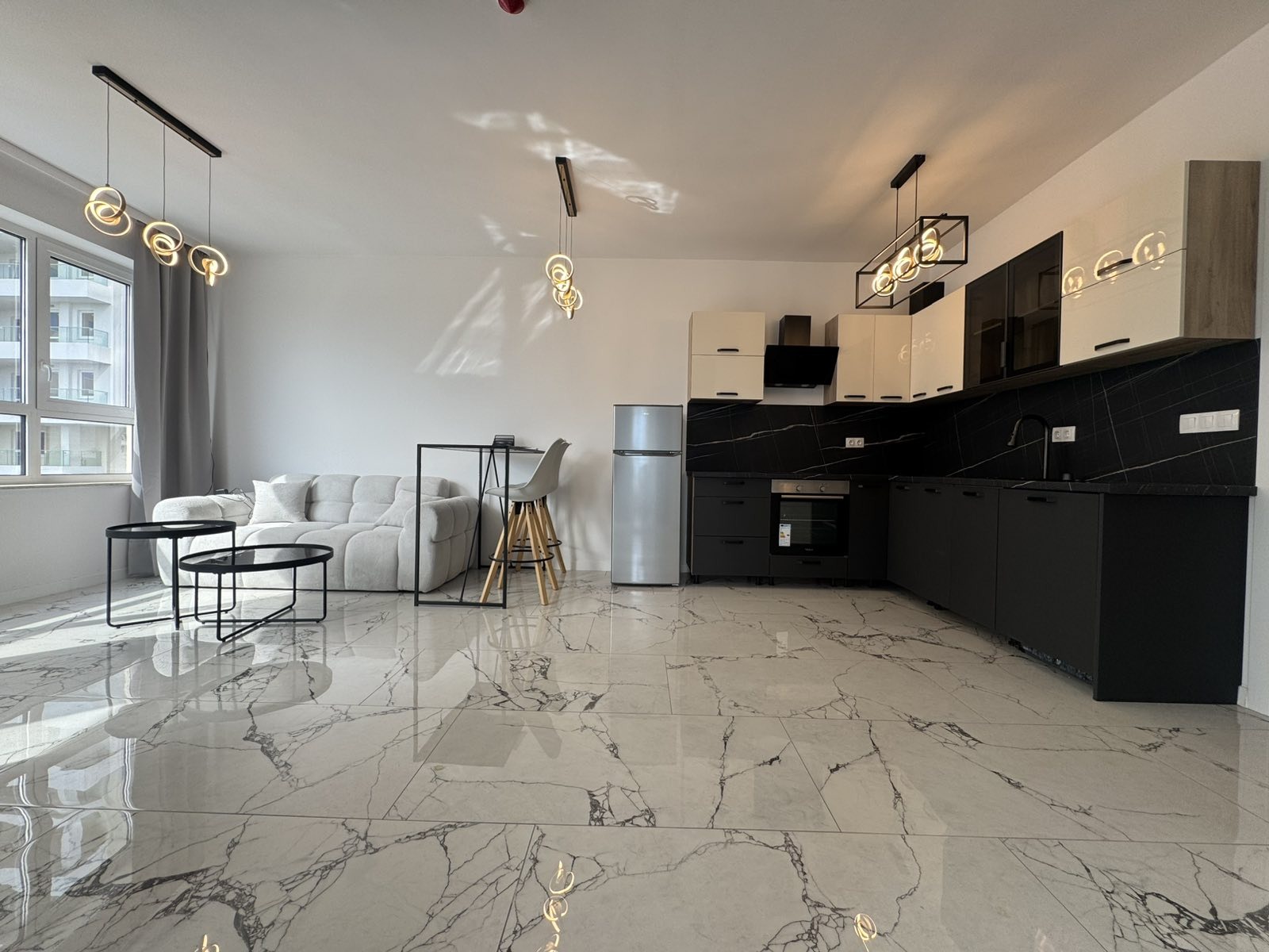 Продава 2-СТАЕН, гр. Бургас, Славейков, снимка 4 - Апартаменти - 54590597