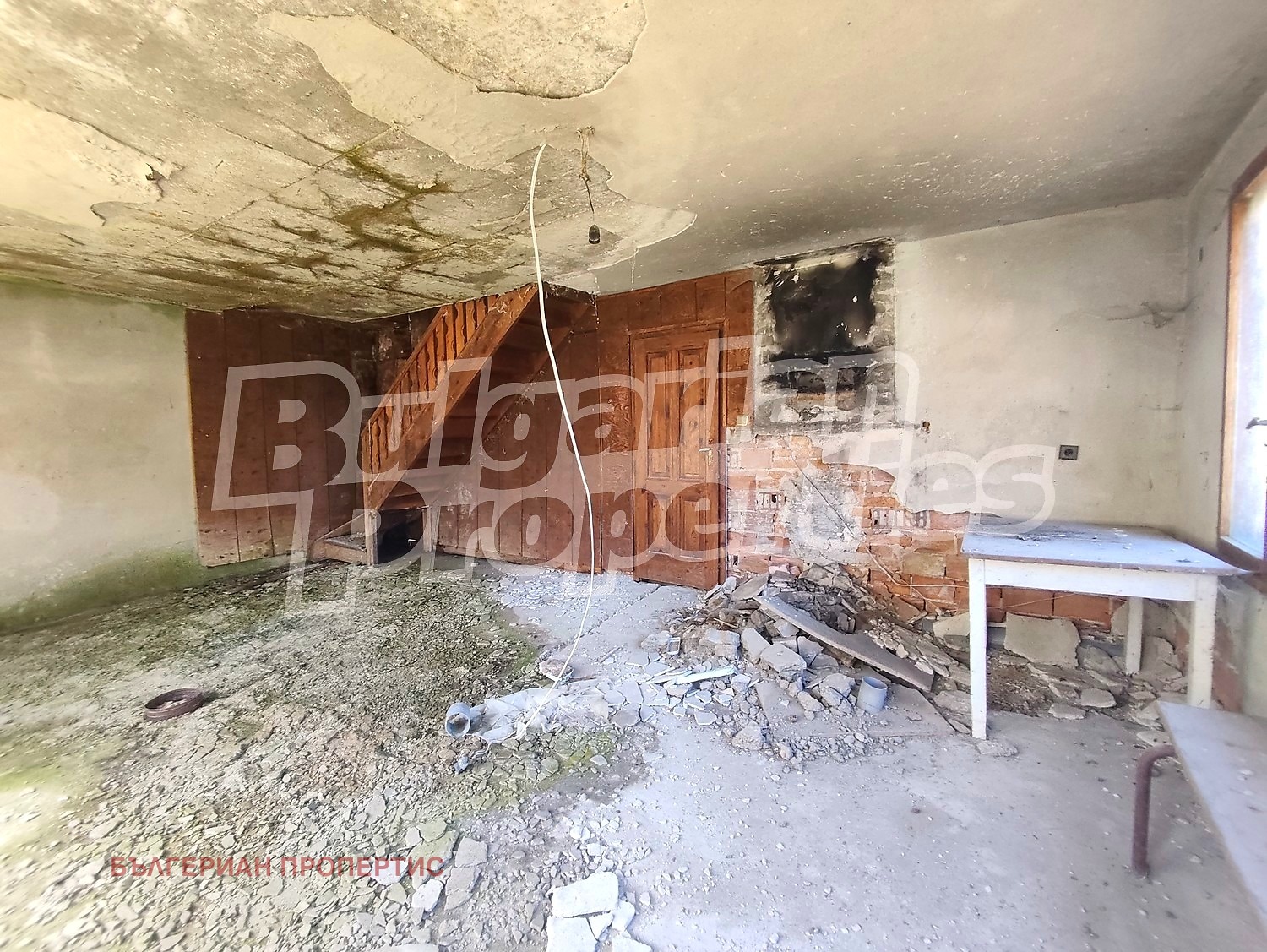 Продава КЪЩА, с. Рибарица, област Ловеч, снимка 7 - Къщи - 54201053