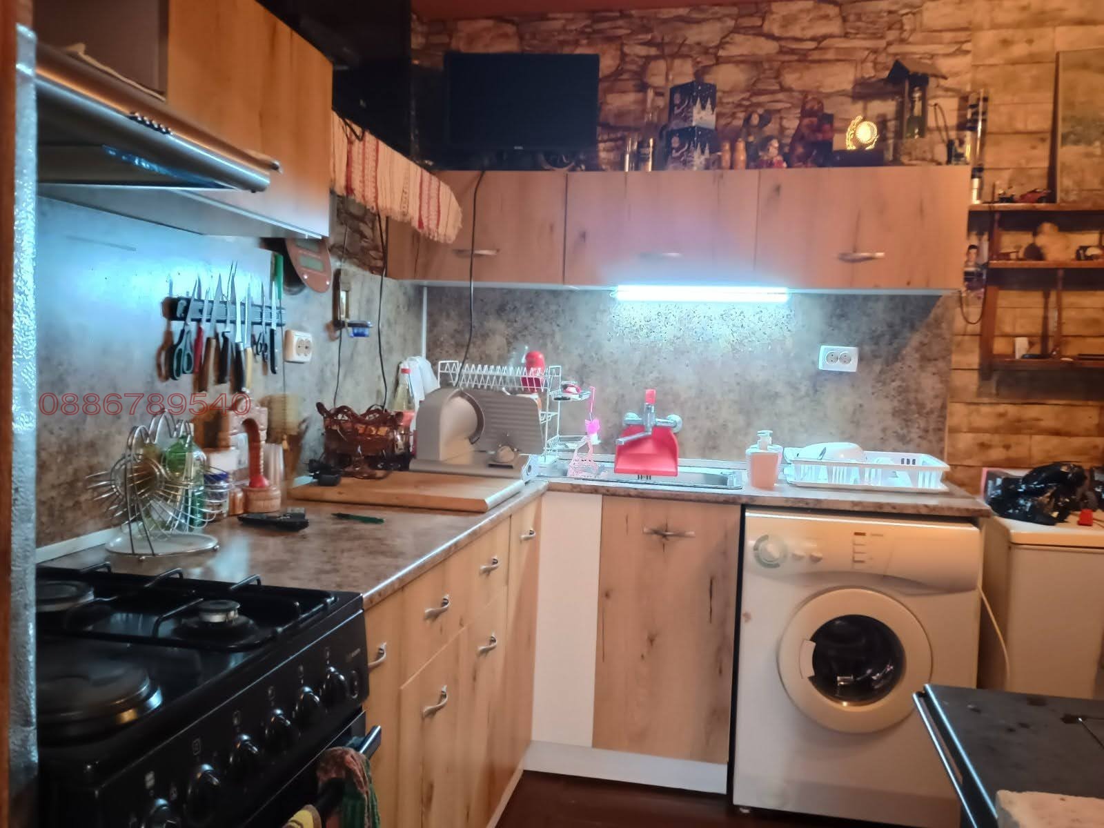 Продава КЪЩА, с. Лесковдол, област София област, снимка 3 - Къщи - 54987721