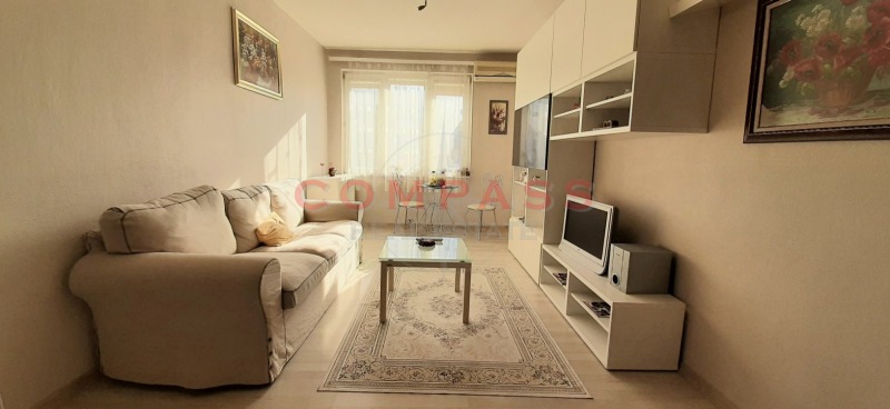 Продава 4-СТАЕН в град Варна, ВИНС-Червен площад - 147 кв.м / 319 000 € » 623 909.77 лв., КОМПАС НЕДВИЖИМИ ИМОТИ