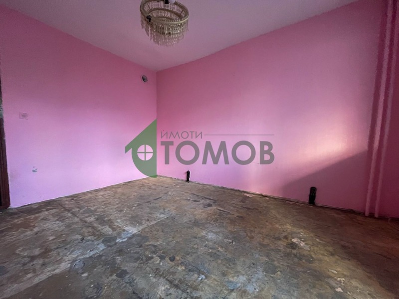 Продава 2-СТАЕН, гр. Шумен, Боян Българанов 1, снимка 4 - Апартаменти - 52089656