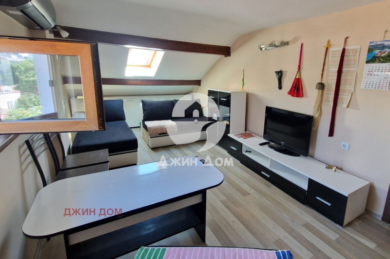 Продава 3-СТАЕН, гр. Бургас, Център, снимка 3 - Апартаменти - 52884343