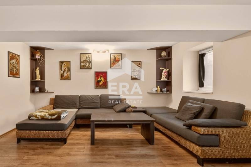 Продава ЕТАЖ ОТ КЪЩА, гр. Варна, Виница