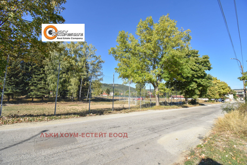 Продава  Парцел област София , с. Горни Окол , 872 кв.м | 60372631 - изображение [5]