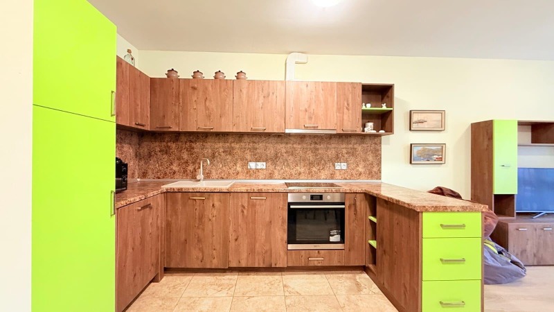 Продава 2-СТАЕН, гр. Бургас, Сарафово, снимка 3 - Апартаменти - 53165711