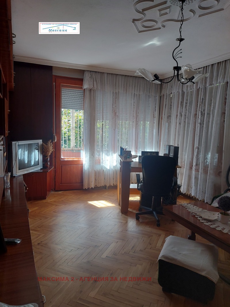 De vânzare  2 dormitoare Pleven , Idealen țentâr , 130 mp | 69932625 - imagine [2]