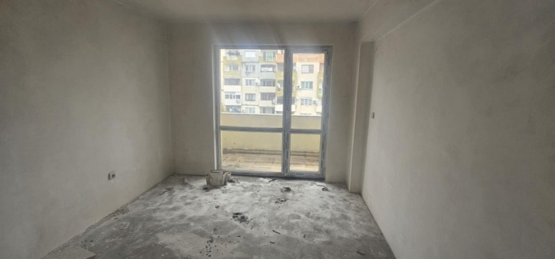 Продава  3-стаен град Кърджали , Възрожденци , 77 кв.м | 74348275