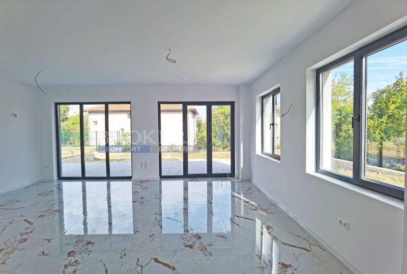 In vendita  Casa Varna , m-t Mentesheto , 160 mq | 40846977 - Immagine [4]