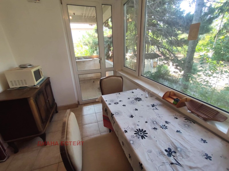 Продава  Къща област Видин , с. Ново село , 218 кв.м | 68757212 - изображение [3]