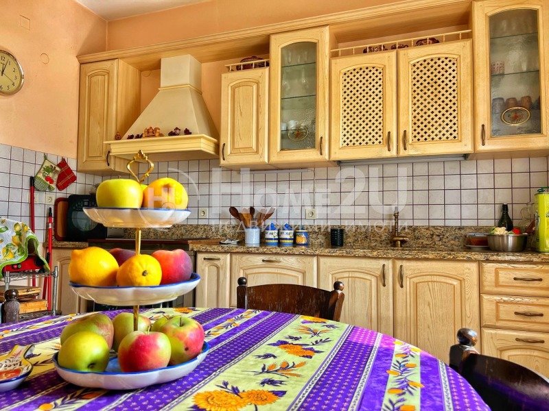 Продава  Къща област Пловдив , с. Куртово Конаре , 272 кв.м | 28394675 - изображение [4]