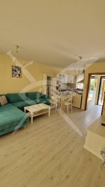 Продава КЪЩА, гр. Свети Влас, област Бургас, снимка 2 - Къщи - 52628740