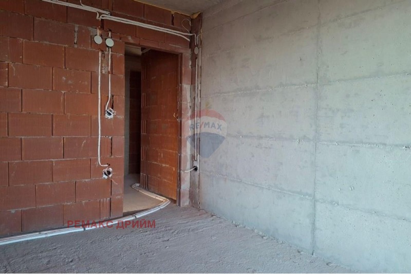 Продава 2-СТАЕН в град Варна, к.к. Чайка - 67 кв.м / 118 500 € » 231 765.86 лв., РЕМАКС ДРИЙМ