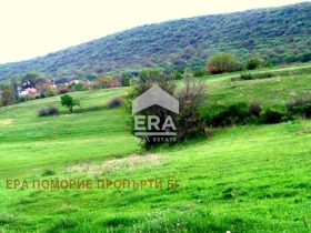 Продажба на имоти в с. Медово, област Бургас - изображение 14 