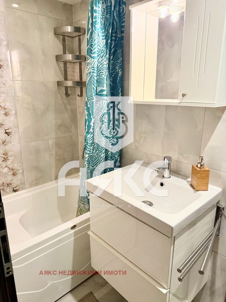 Na prodej  1 ložnice Sofia , Mladost 2 , 63 m2 | 12634715 - obraz [7]