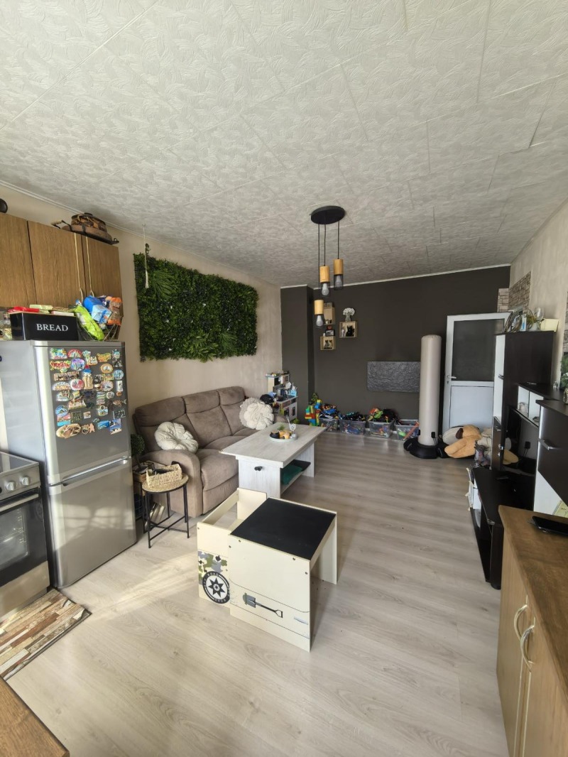 Продава 2-СТАЕН, гр. Шумен, Пазара, снимка 2 - Апартаменти - 53427309