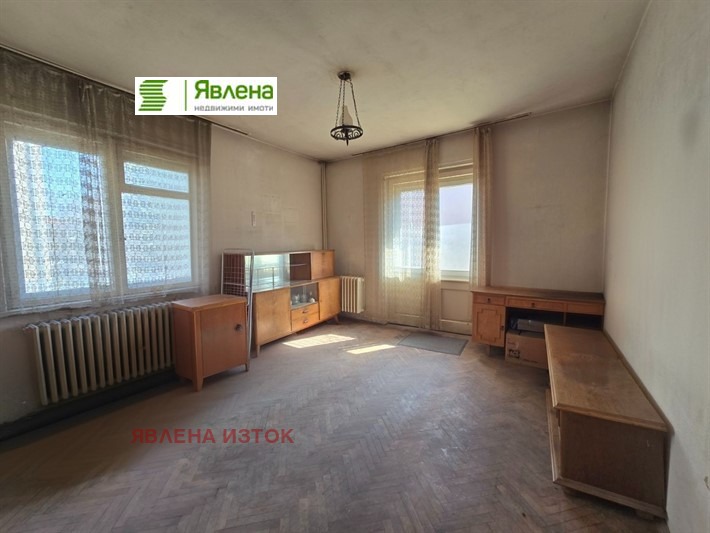Продава ЕТАЖ ОТ КЪЩА, гр. София, Изток, снимка 3 - Етаж от къща - 55290038