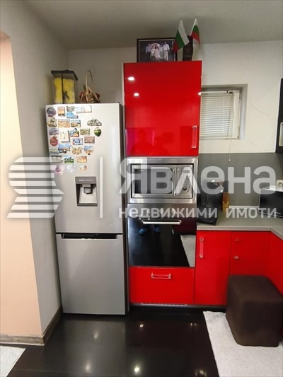 Продава ЕТАЖ ОТ КЪЩА, гр. Божурище, област София област, снимка 9 - Етаж от къща - 53239948