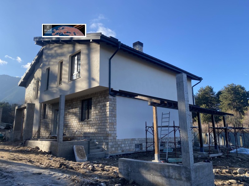 Продава КЪЩА, гр. Разлог, област Благоевград, снимка 2 - Къщи - 50497776