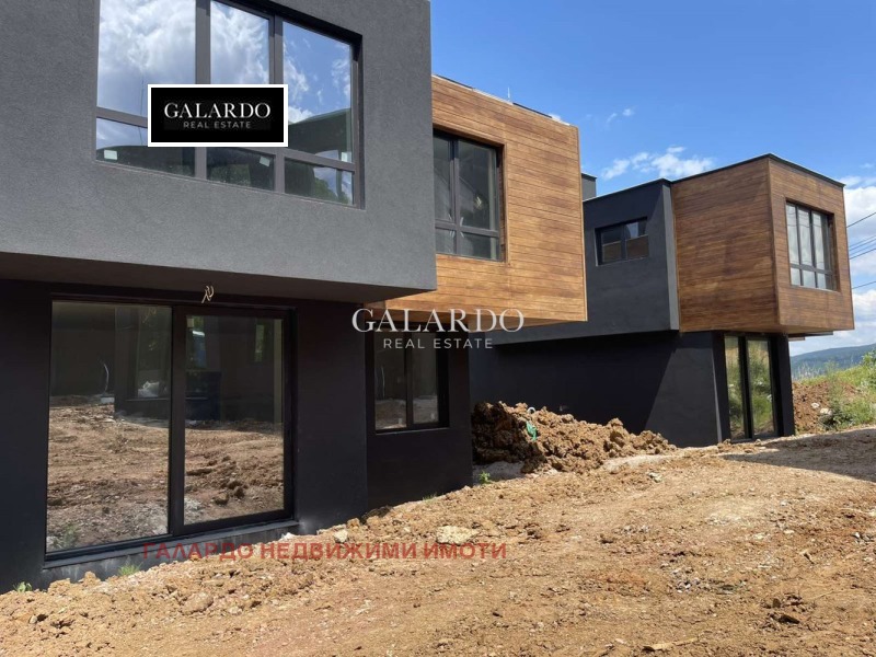 À venda  Casa Sofia , v.z.Malinova dolina , 186 m² | 53668510