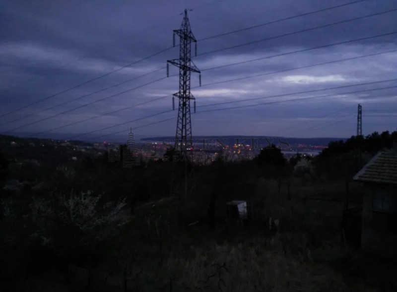 Продава КЪЩА, гр. Варна, Възраждане 4, снимка 4 - Къщи - 52410254