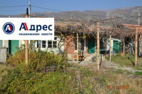 Продажба на имоти в гр. Карлово, област Пловдив — страница 6 - изображение 1 