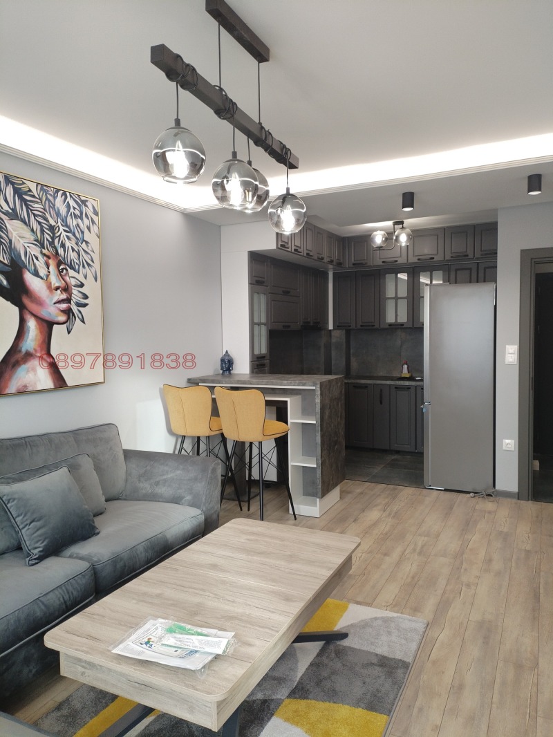 Продава 2-СТАЕН, гр. Пловдив, Остромила, снимка 2 - Апартаменти - 53209659