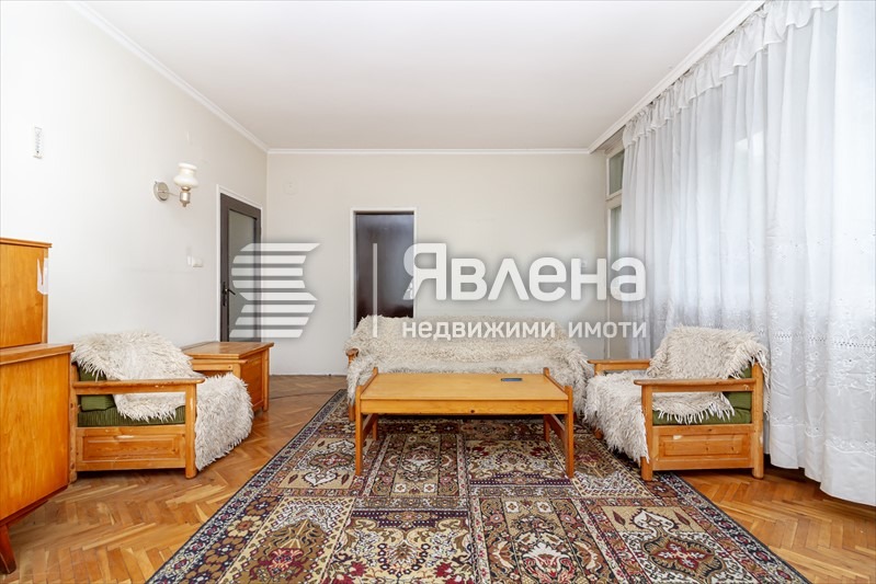 En venta  2 dormitorios Sofia , Oborishte , 120 metros cuadrados | 31126236