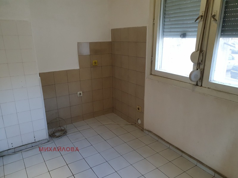 For Sale  3 bedroom Stara Zagora , Tsentar , 97 sq.m | 83350148 - image [9]