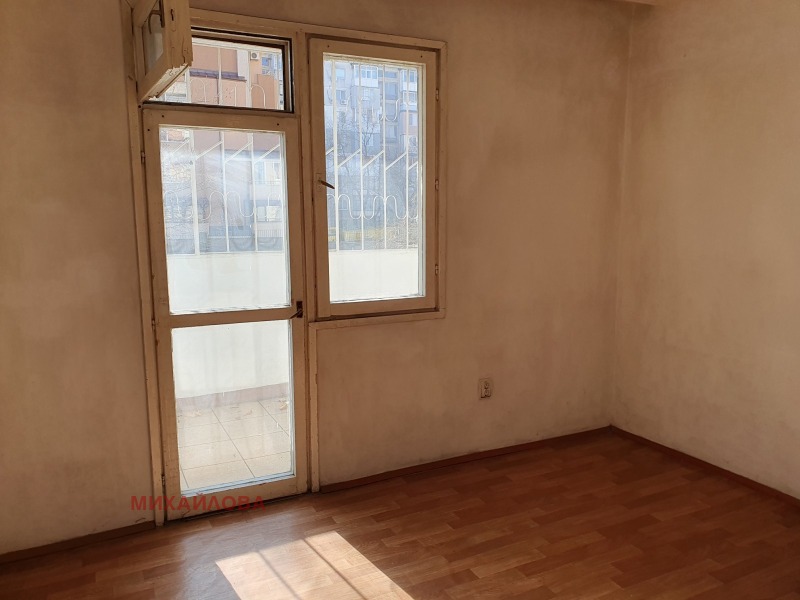 For Sale  3 bedroom Stara Zagora , Tsentar , 97 sq.m | 83350148 - image [3]