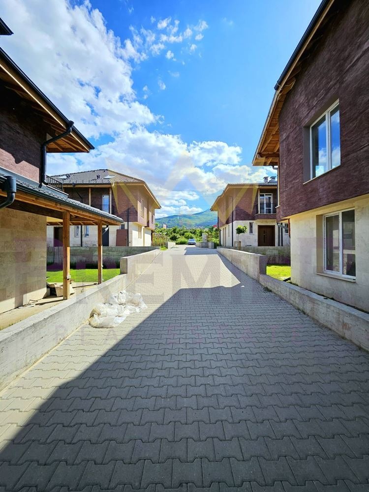 In vendita  Casa Sofia , Malinova dolina , 187 mq | 70625654 - Immagine [8]