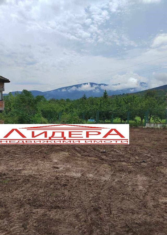 In vendita  Complotto regione Plovdiv , Brestnik , 734 mq | 75166504