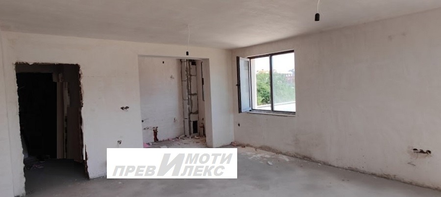 Продава 3-СТАЕН, гр. Пловдив, Коматевски възел, снимка 2 - Апартаменти - 55993222